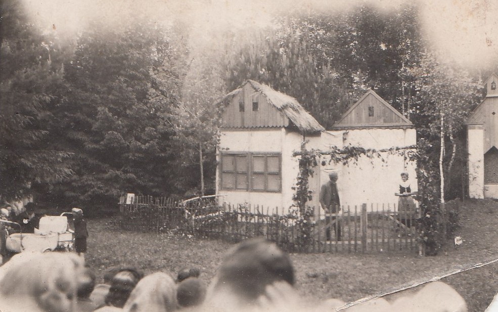 2. Lesní divadlo křenovičtí ochotníci Naši furianti 1951 II
